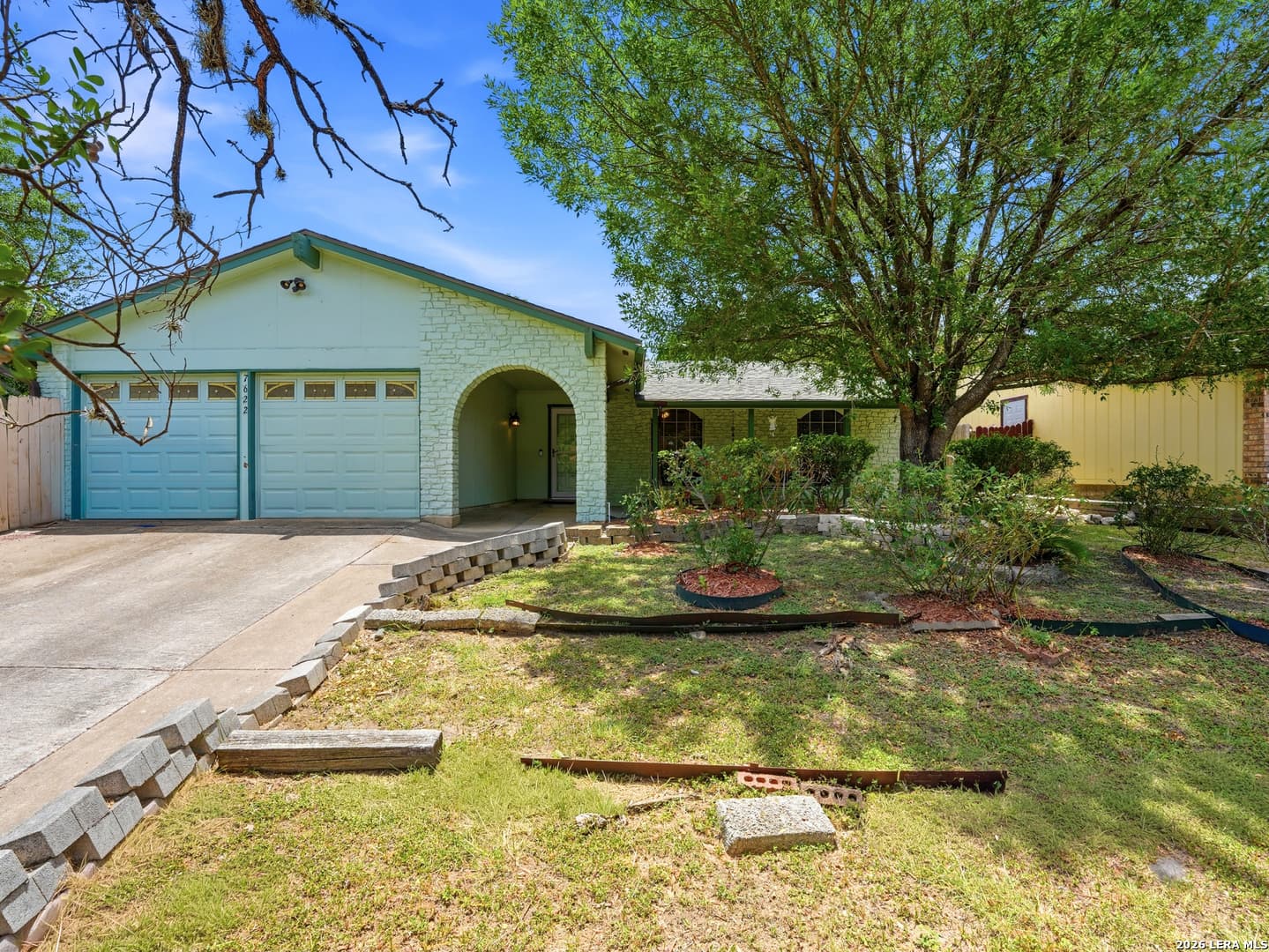 7622 Pipers Ln