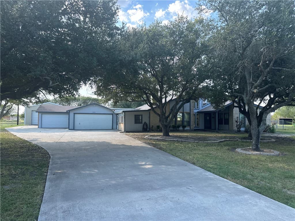 4145 Country Pl