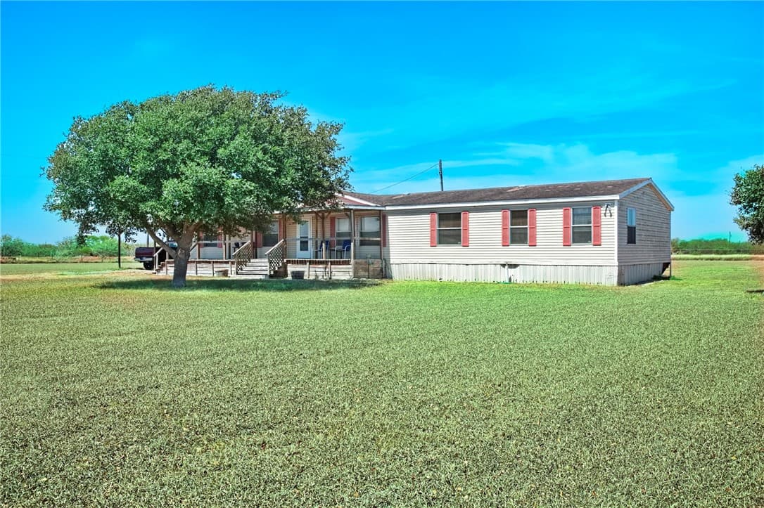 2033 County Road 75