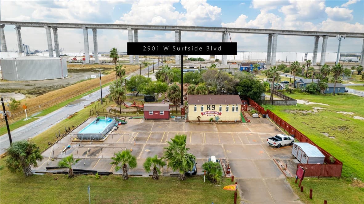 2901 Surfside Blvd