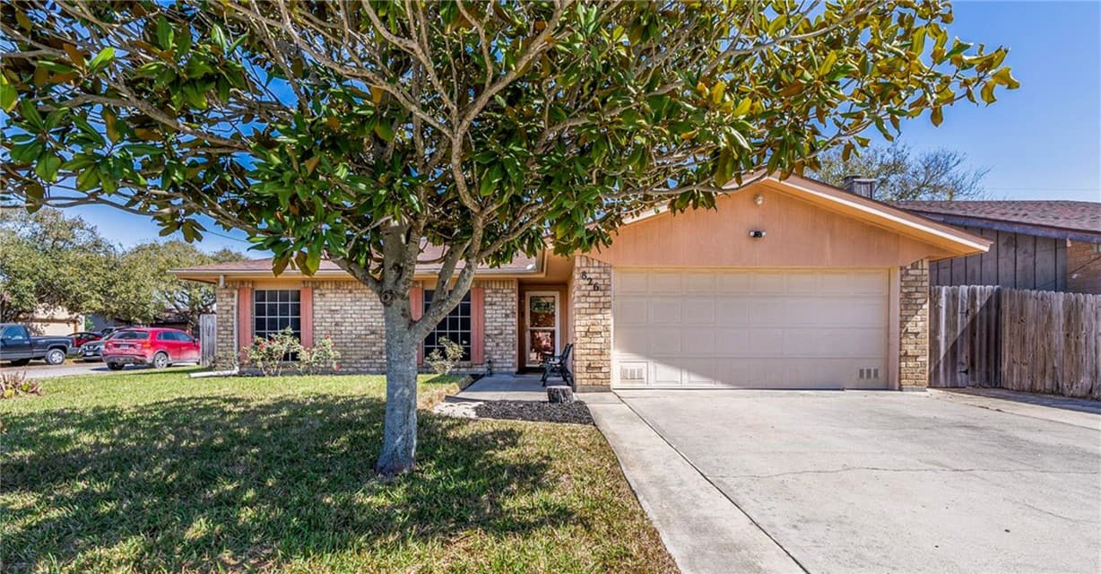 826 Mariana Dr