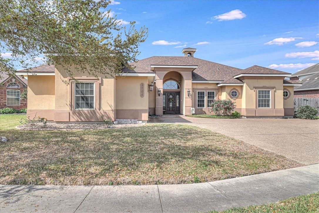 5705 Neustadt Dr