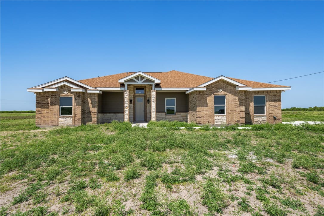 446 E County Road 2130