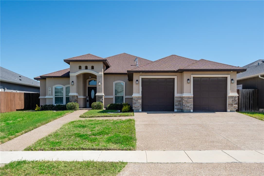 7918 Stampede Dr