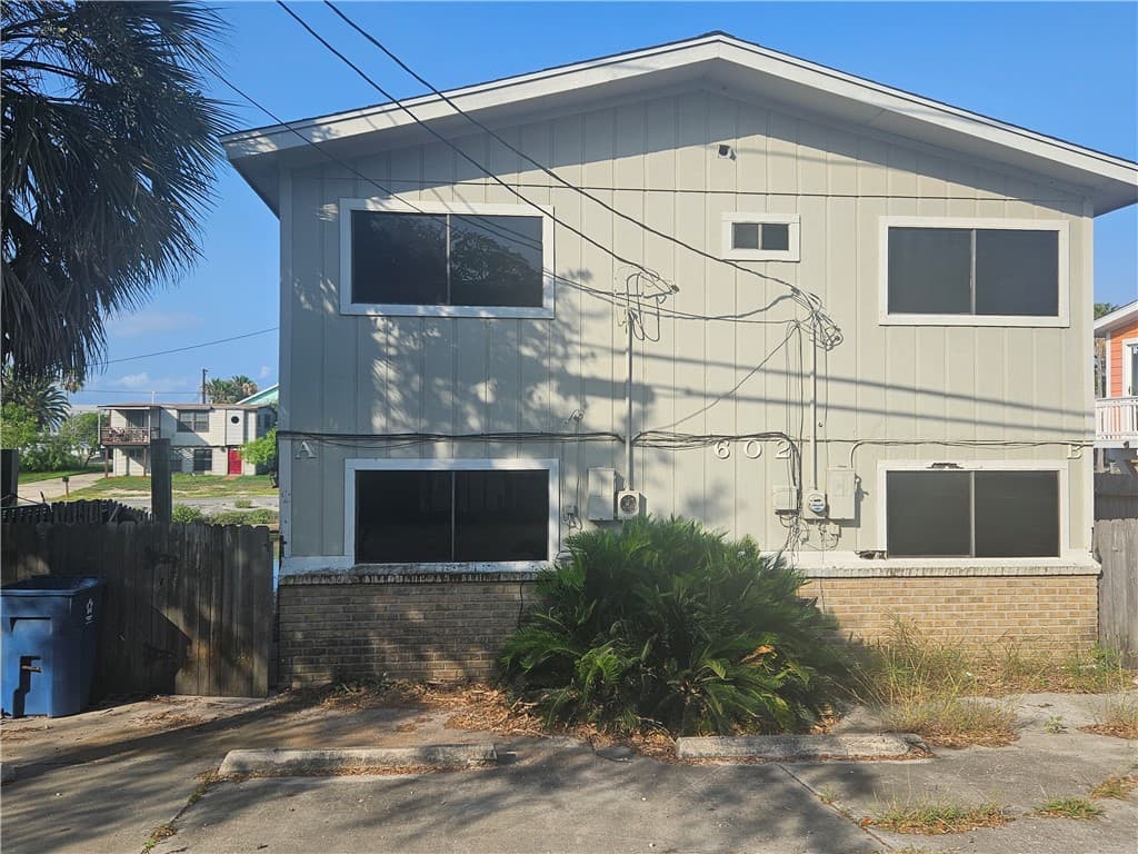 602 N Sandpiper