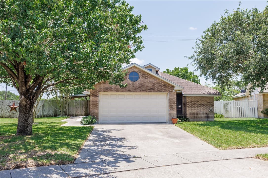 7153 Brookedge Ln