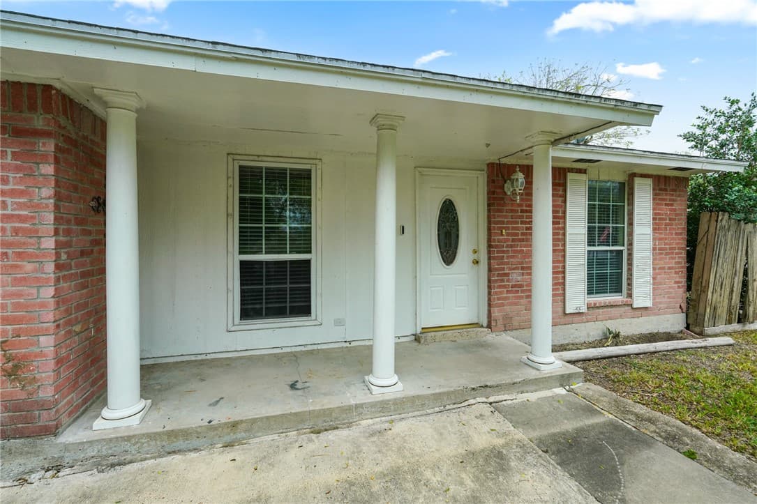 126 Cactus St