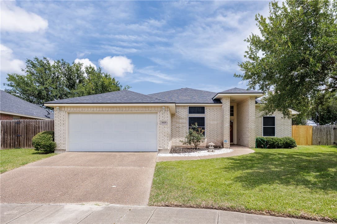 3829 Brockhampton Ct