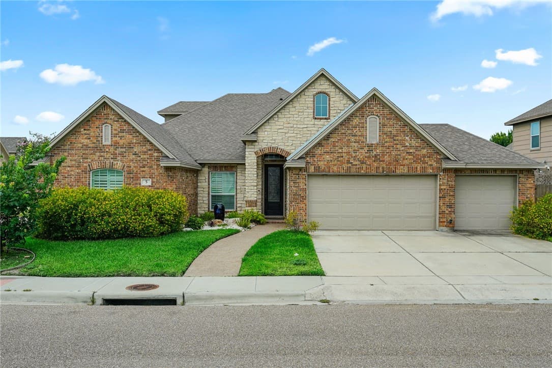 5 Reserve Blvd