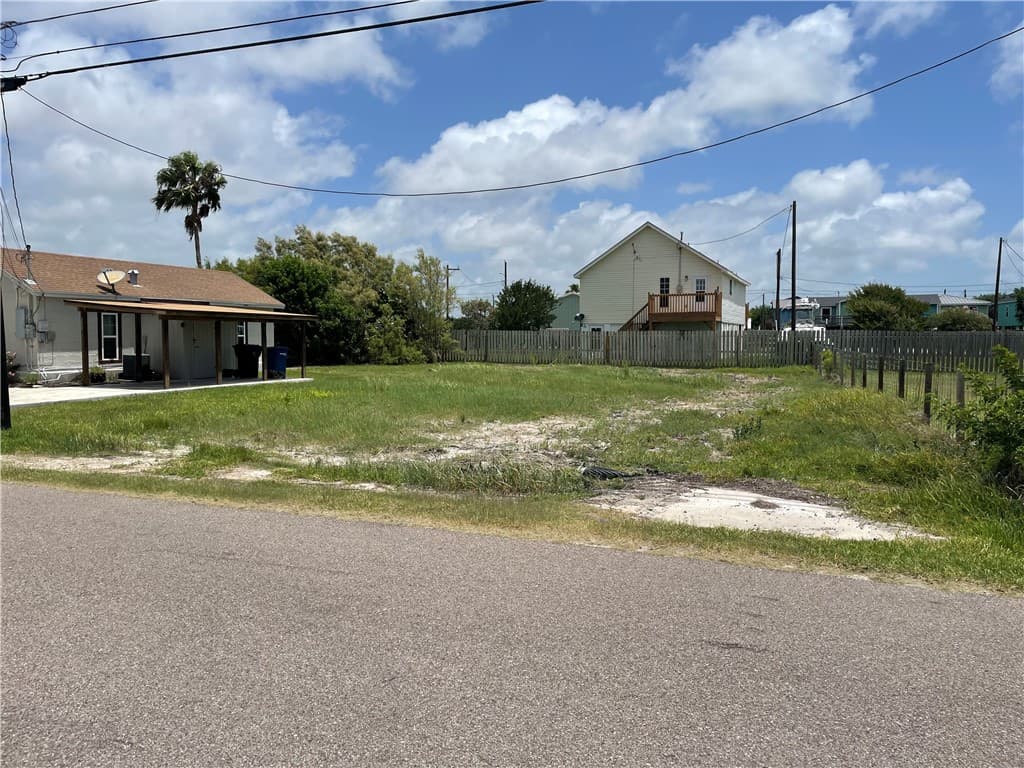 230 Sea Side Dr