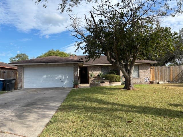 11901 Black Peak Dr