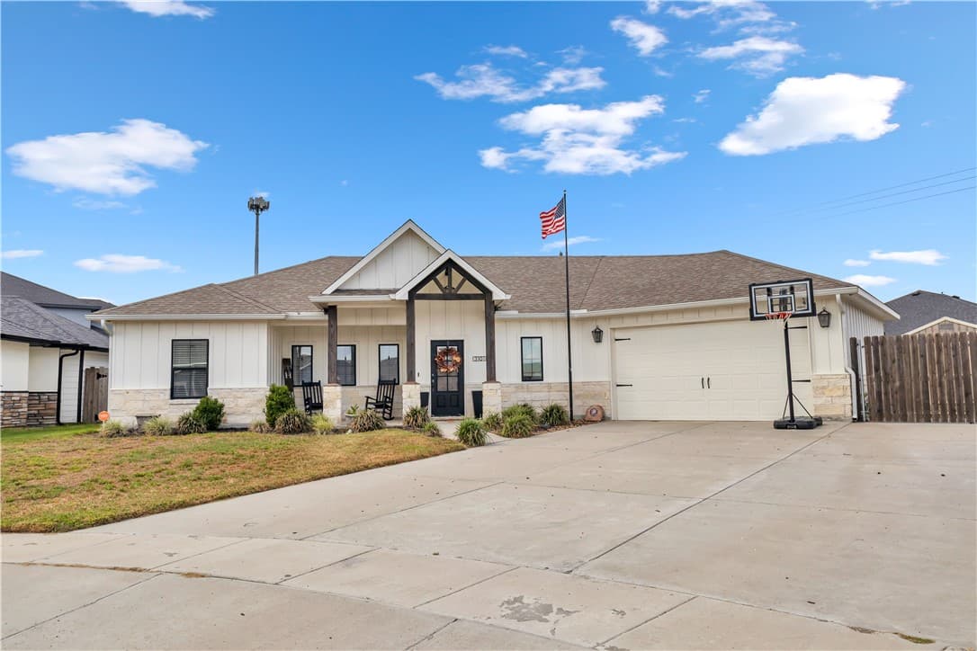 3101 Creek Side Dr