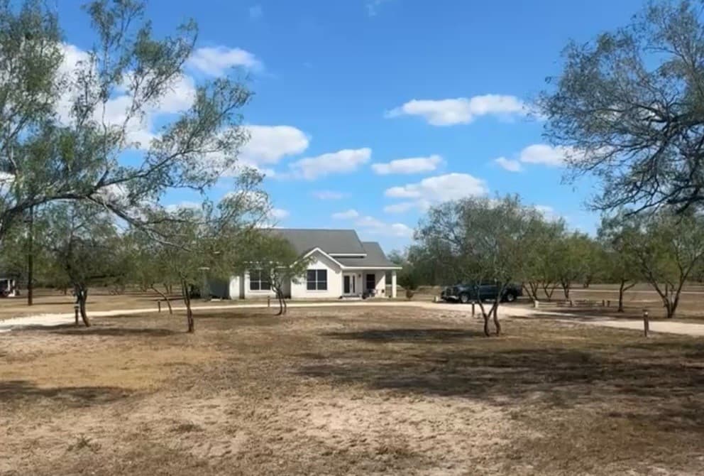 570 County Road 137