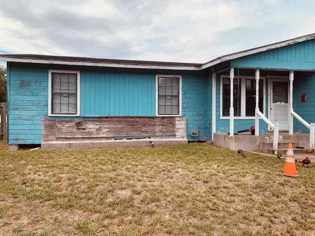 1410 Ray Dr