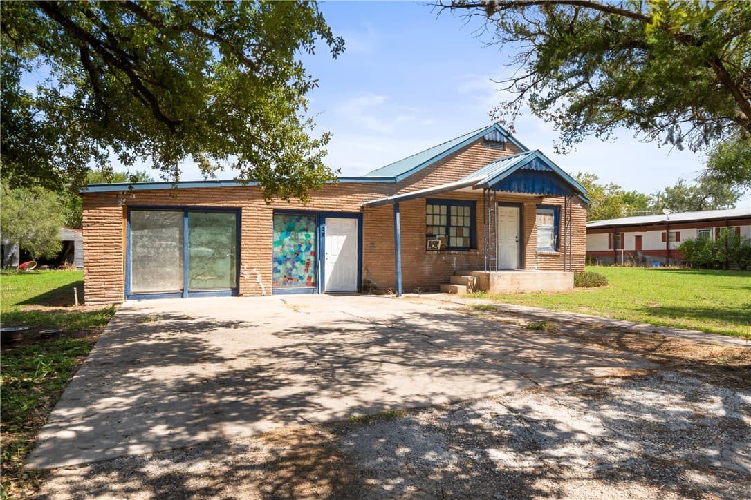 128 Nw 6th St