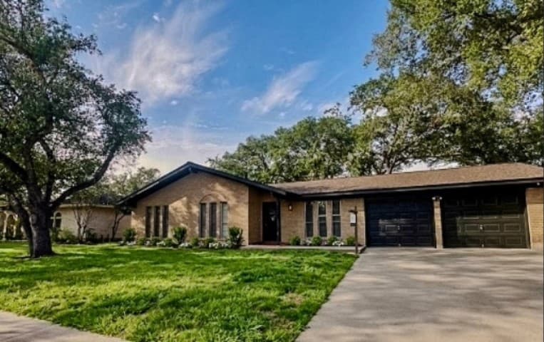 1405 Palo Blanco Cir