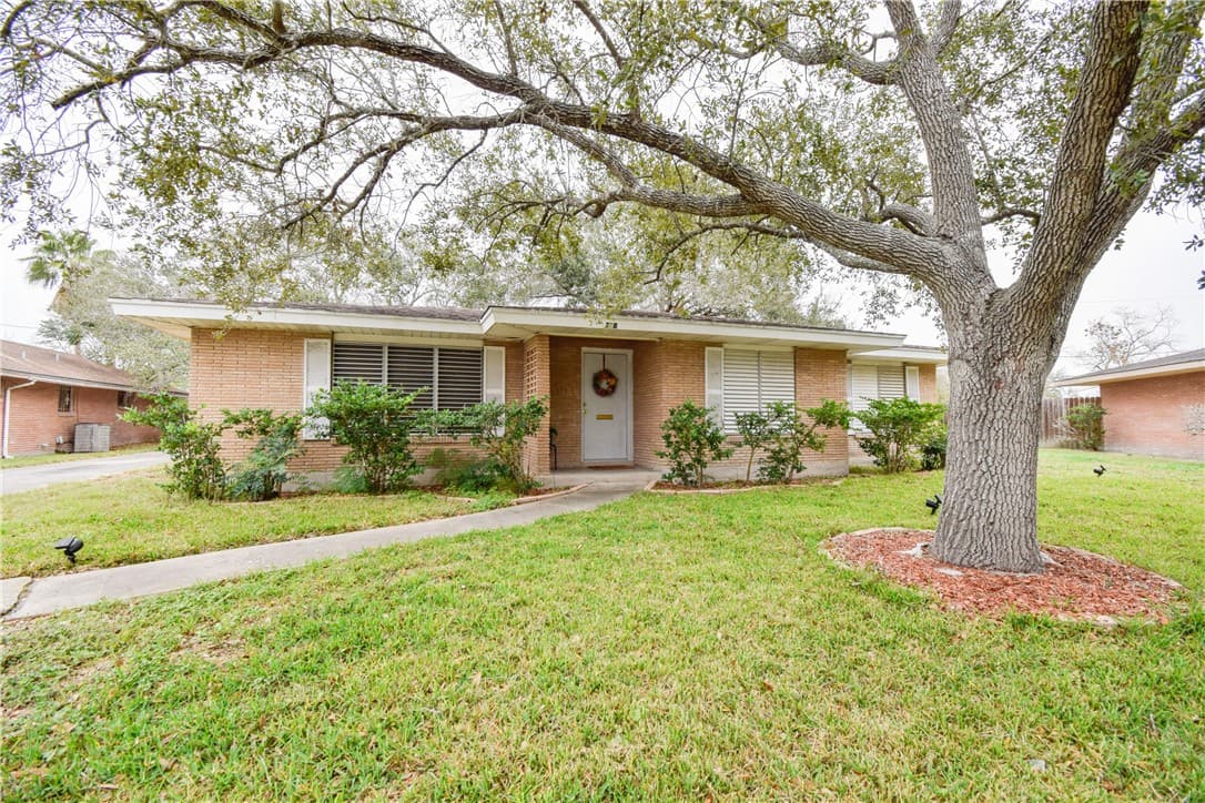 718 Alden Dr