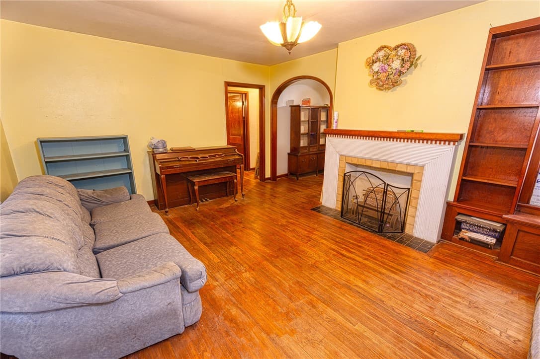 Gallery image 2
