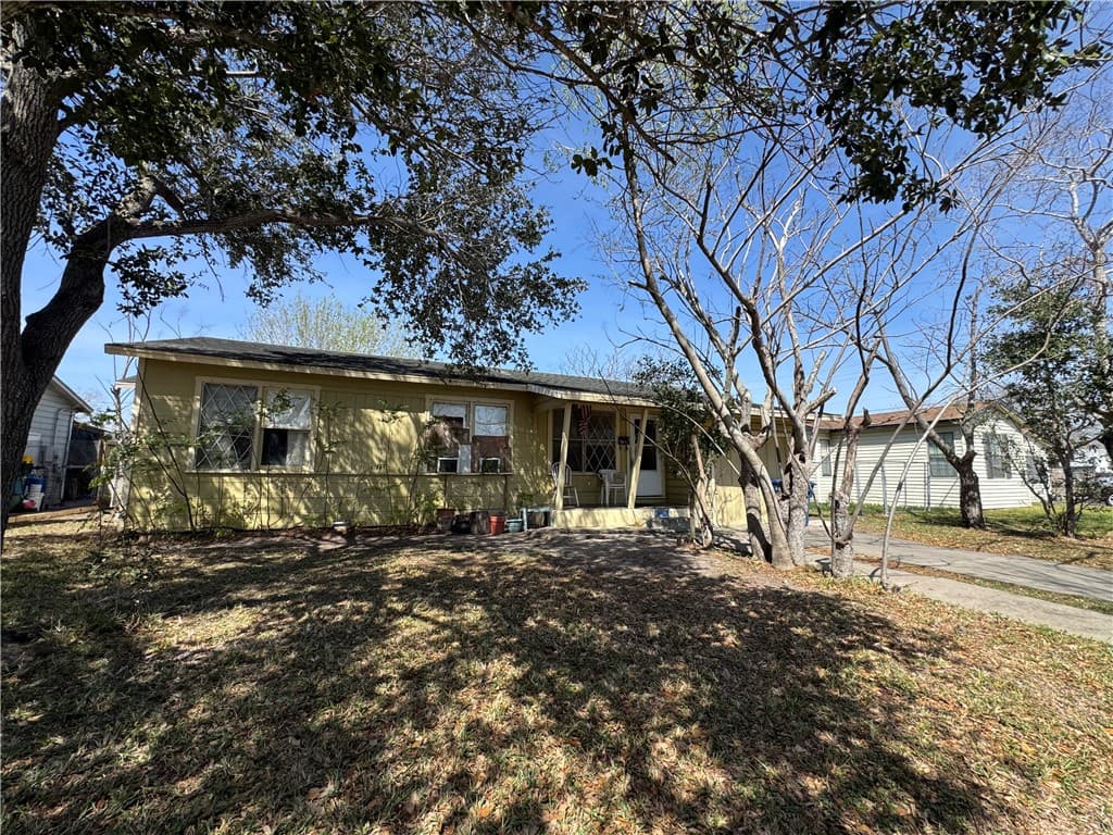4905 Cheryl Dr