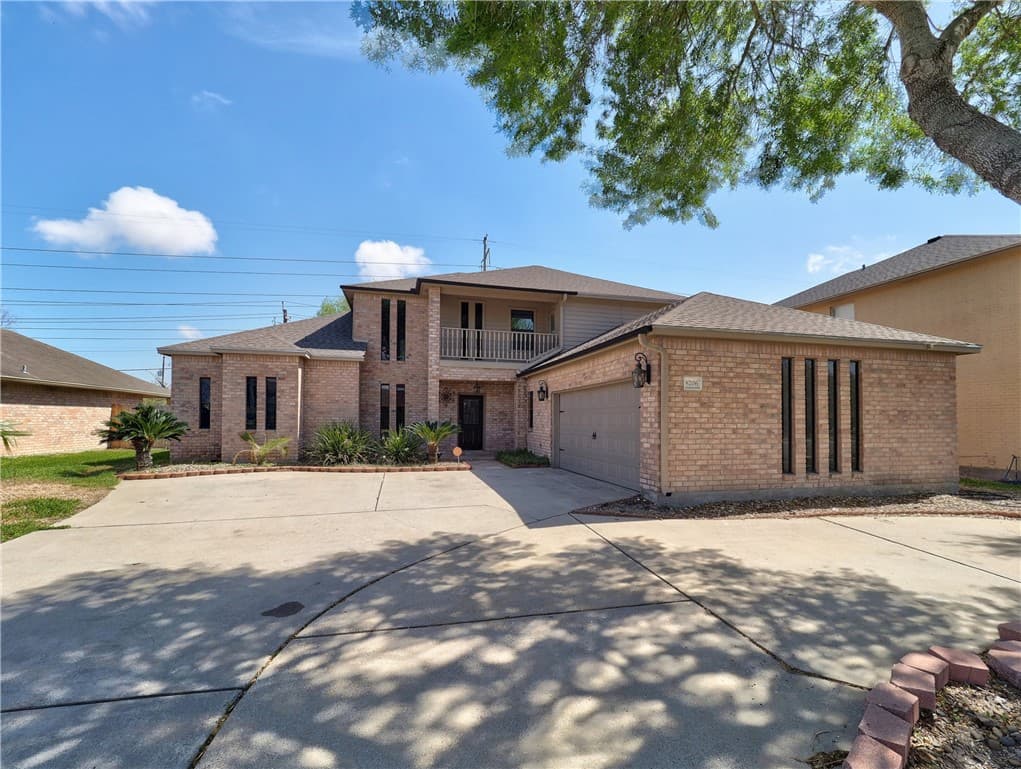 8206 Etienne Dr