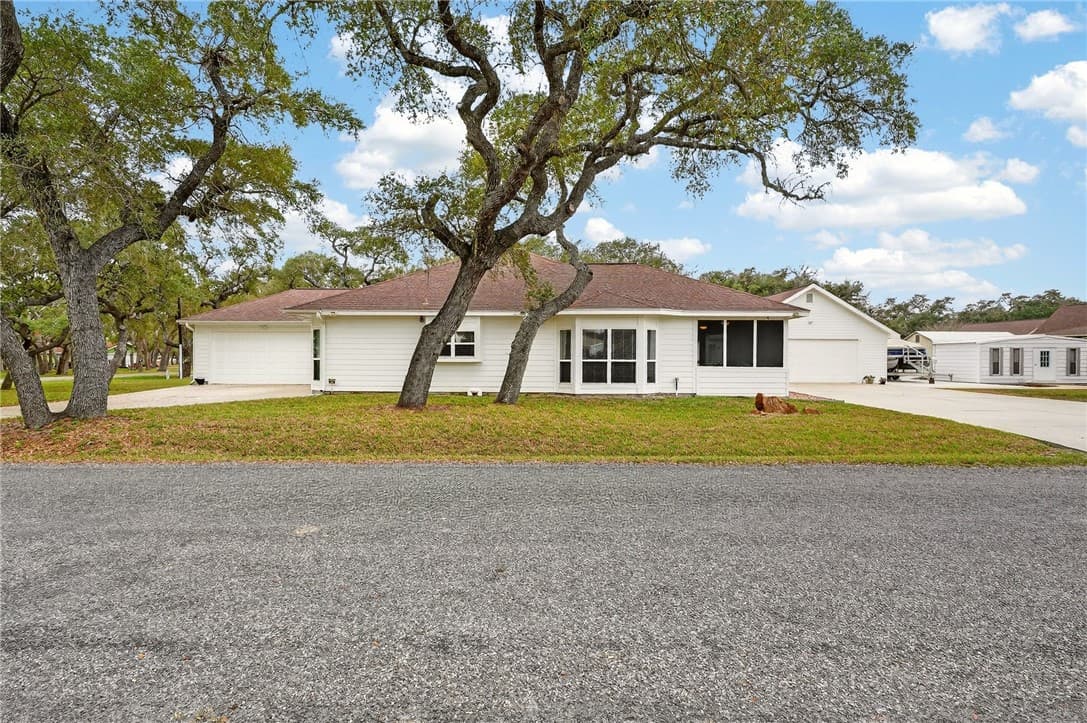 Main property image