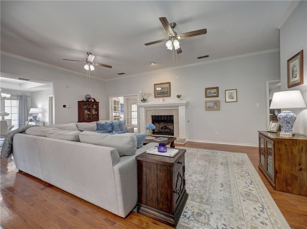 Gallery image 3