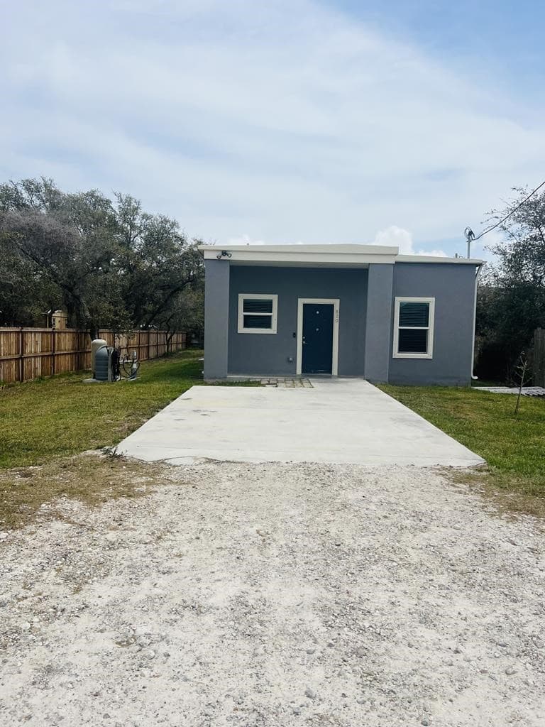 Main property image