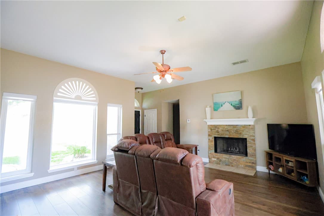 Gallery image 3
