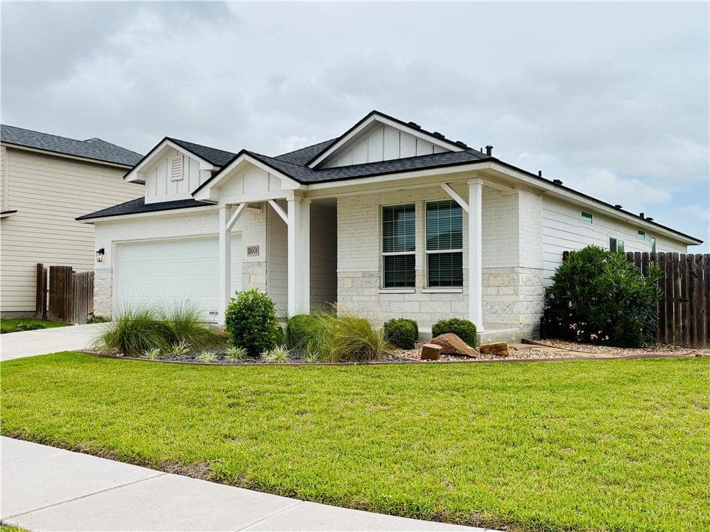 1001 Ocean Breeze