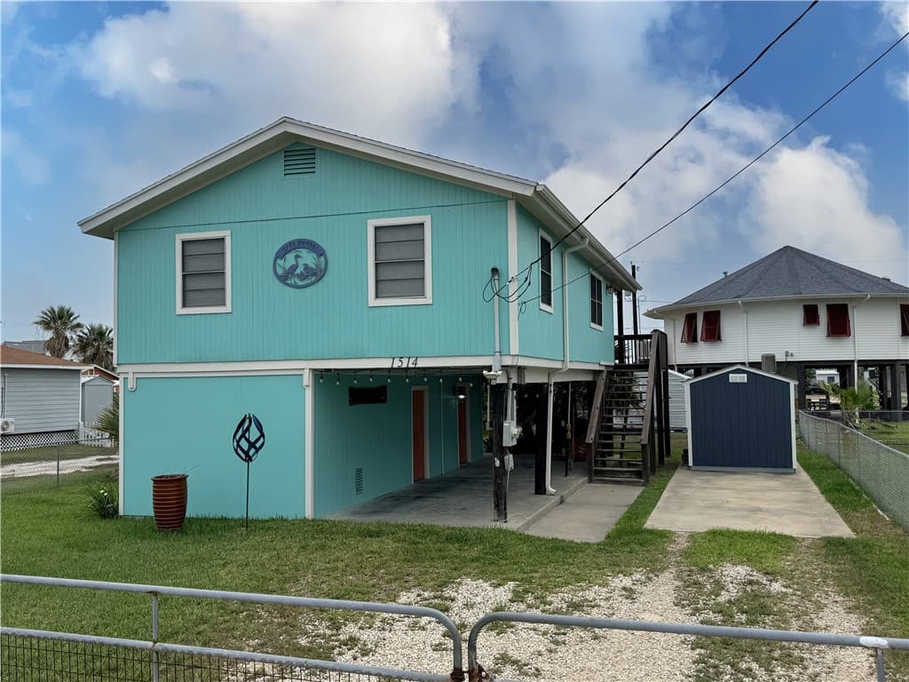1514 S Live Oak St