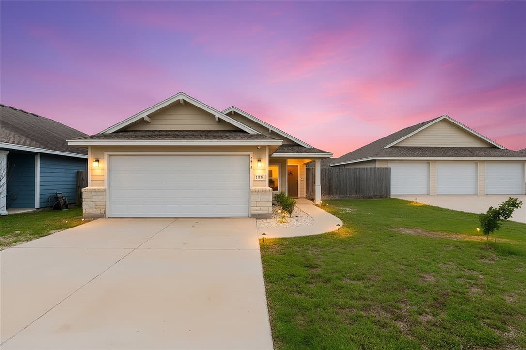 1533 Oak Hill Dr