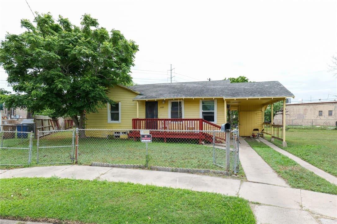 2109 Shirley Dr