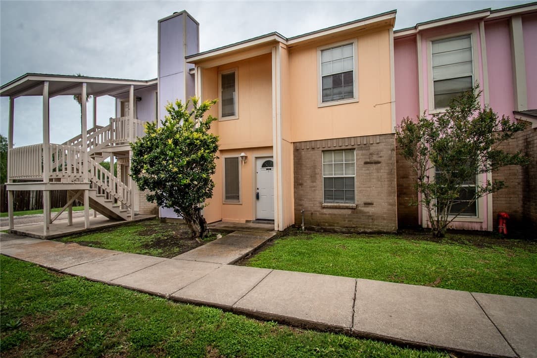 6702 Everhart Rd Apt U103