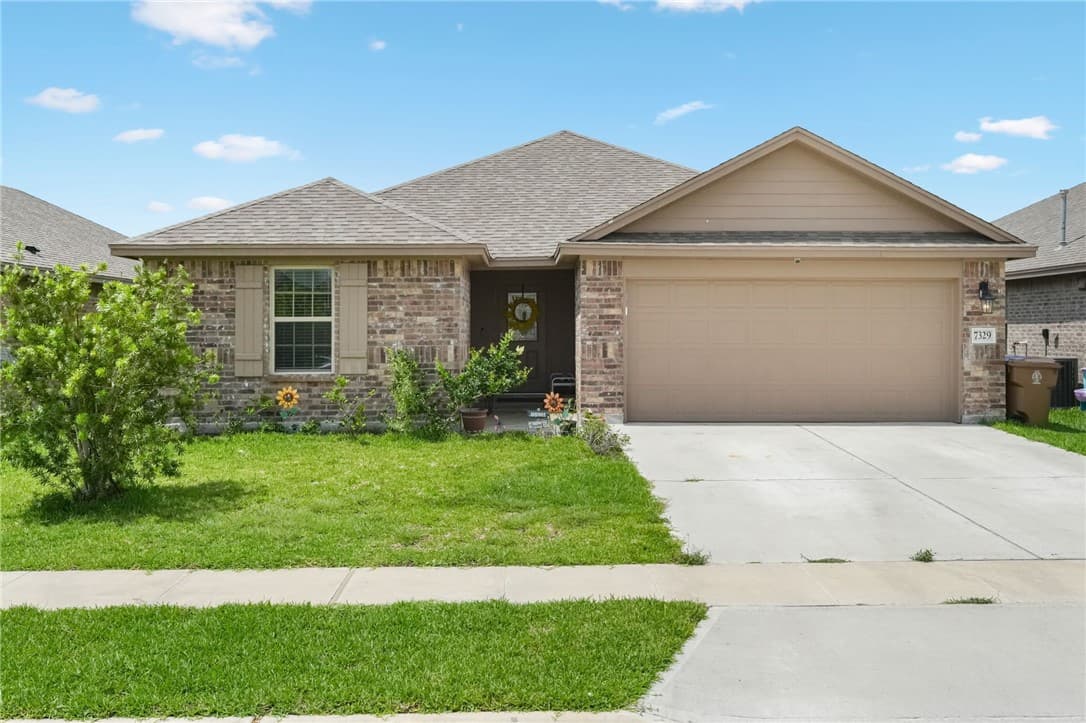 7329 Tristan Dr