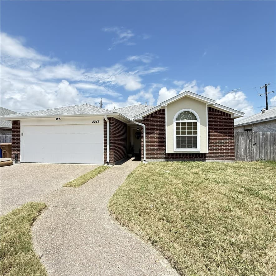 2245 Ivy Dr
