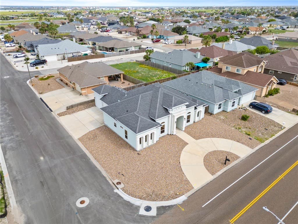 14702 Aquarius St