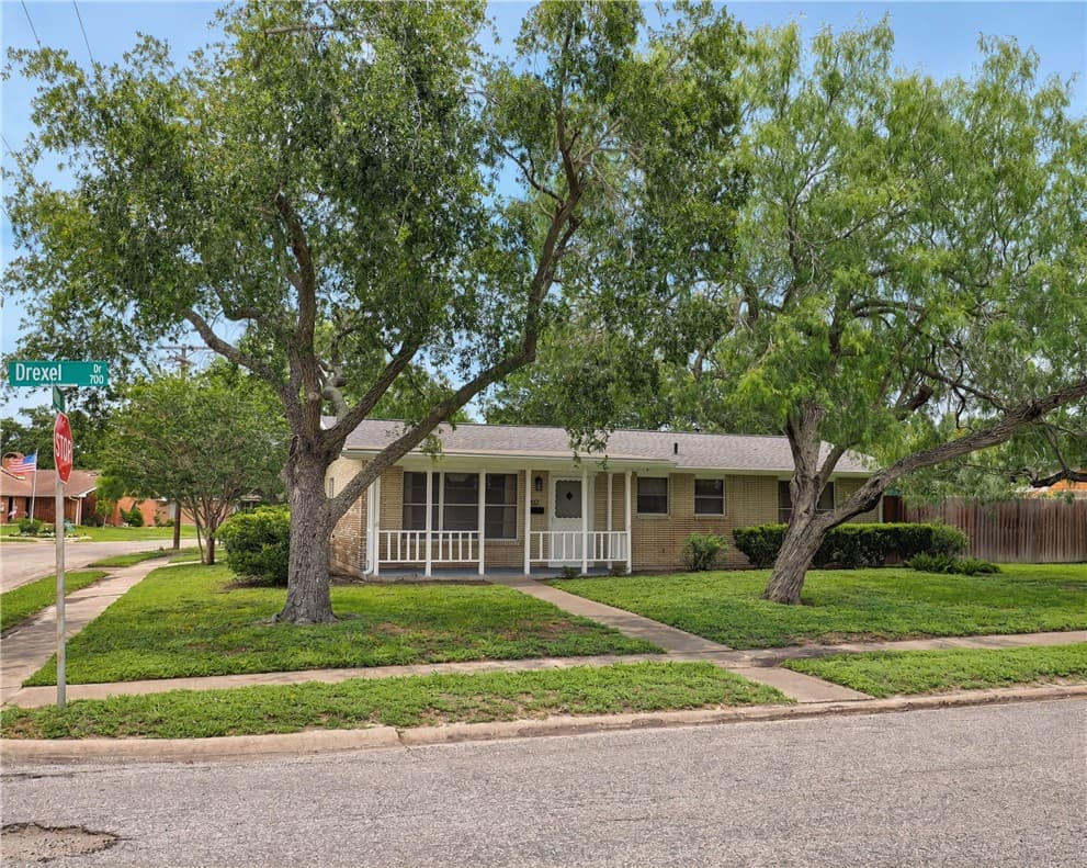 702 Drexel Dr