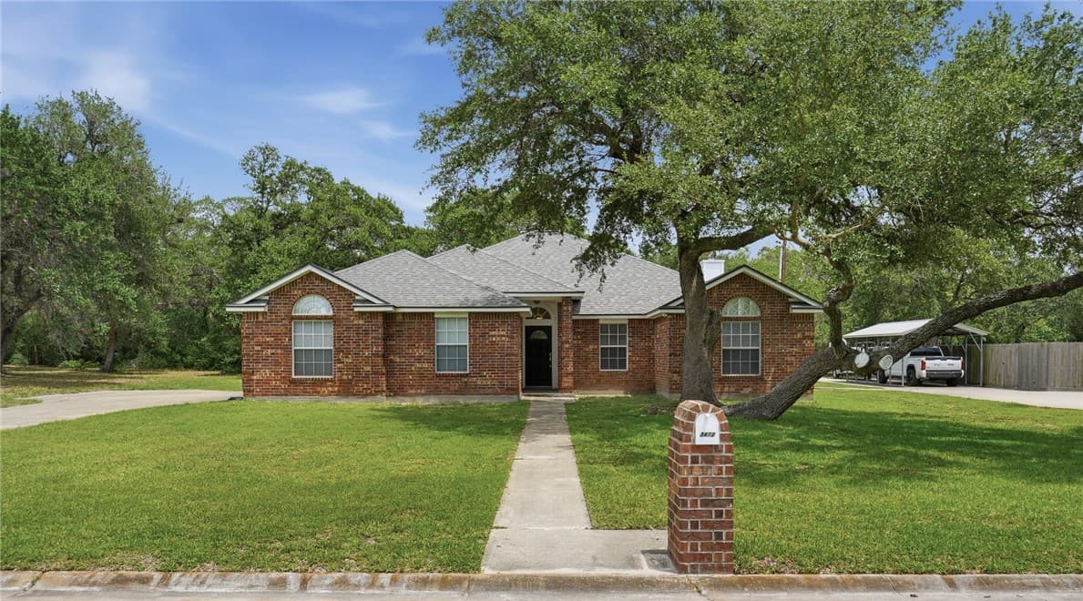 3472 Wayne Cir