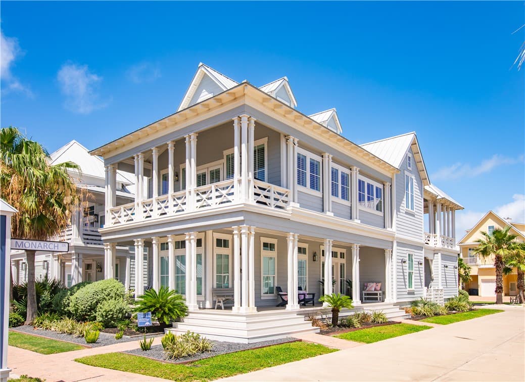 117 Center Ln