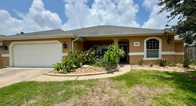 3829 Greystone Dr