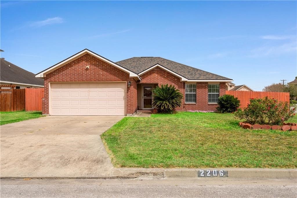 2206 Margaret Ln