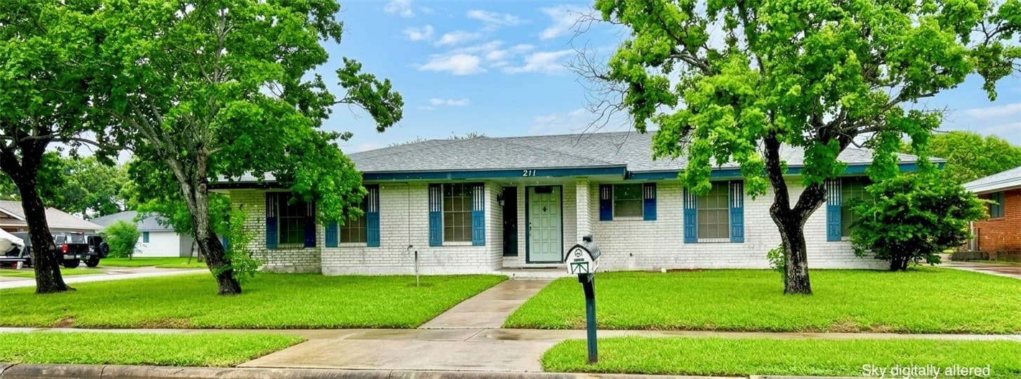211 Barracuda Dr