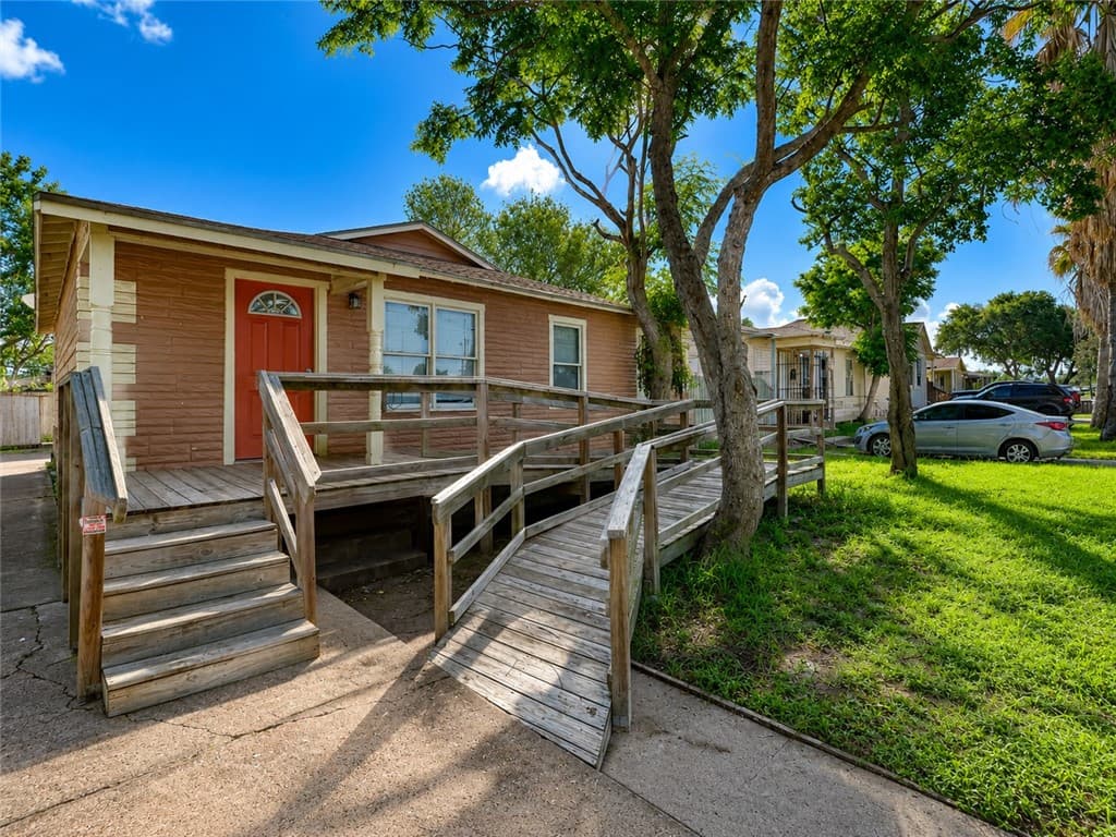 1714 Islla Dr