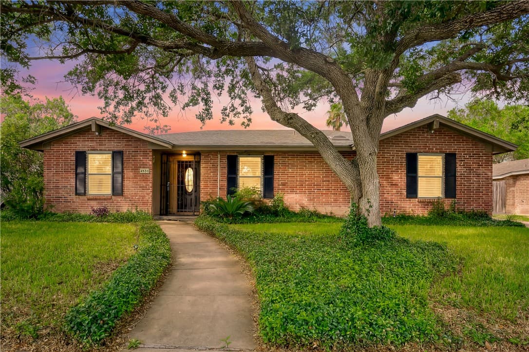4530 Snead Dr
