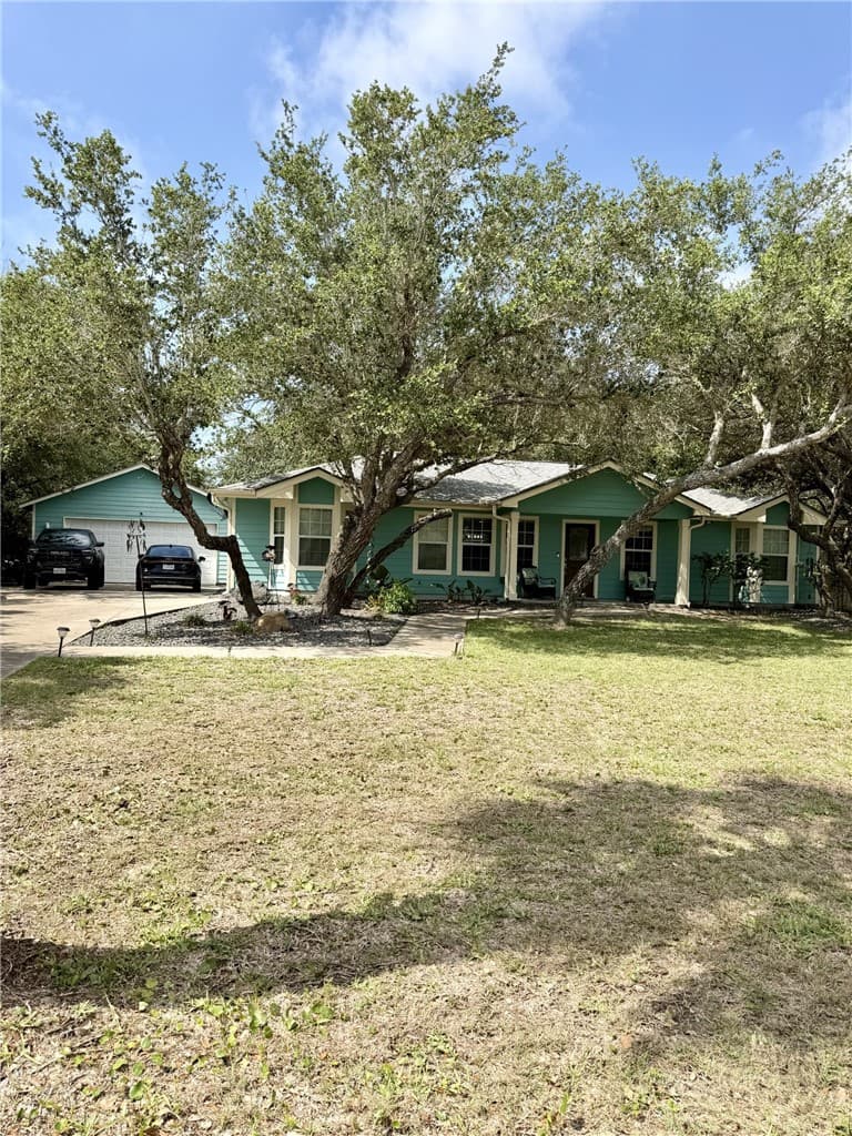 106 El Cid Dr