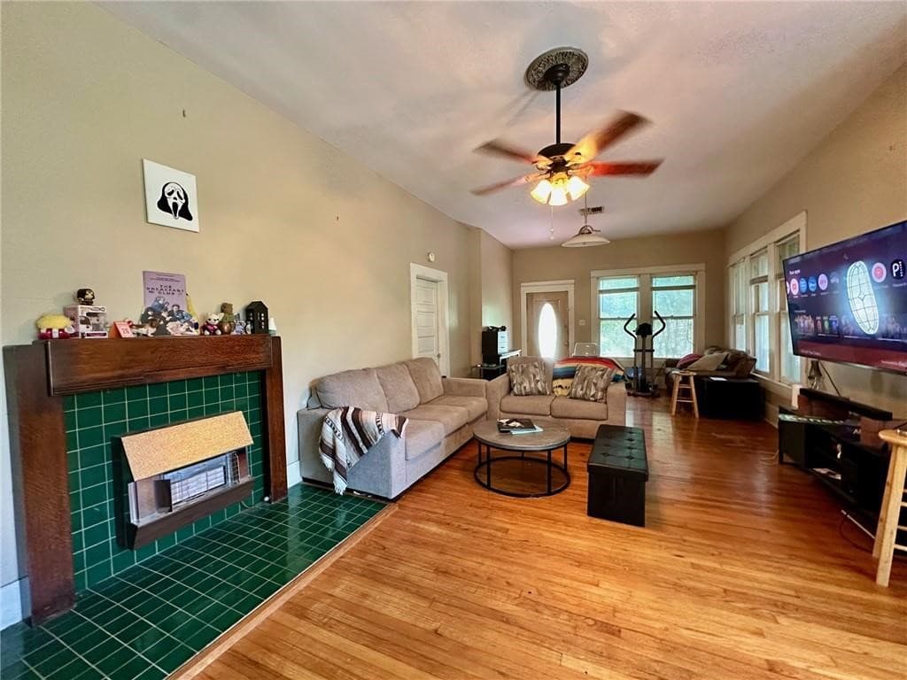 Gallery image 2