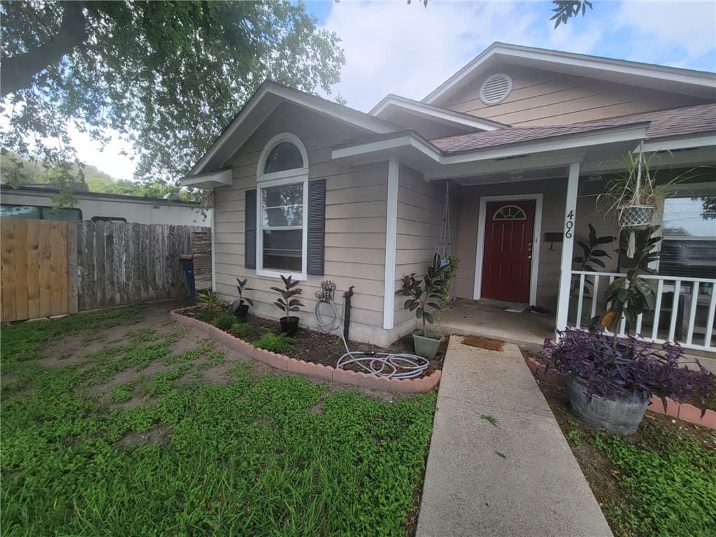 406 Bayview Blvd