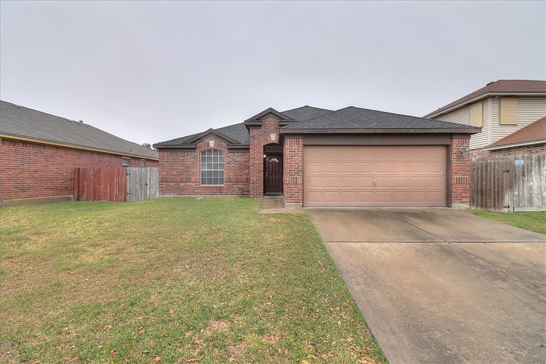 7933 Elk Dr