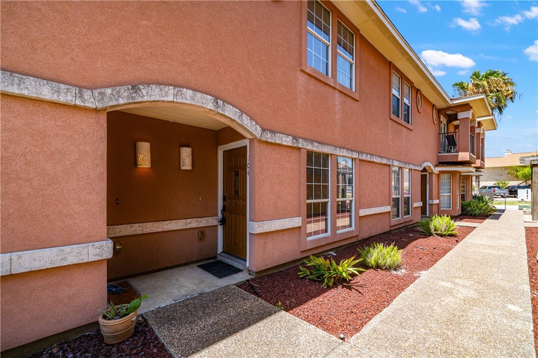 15422 Seamount Cay Ct Apt 104