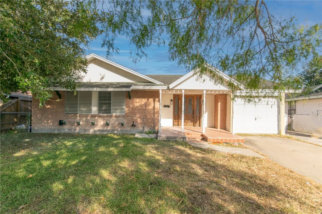 4805 Orchid Ln